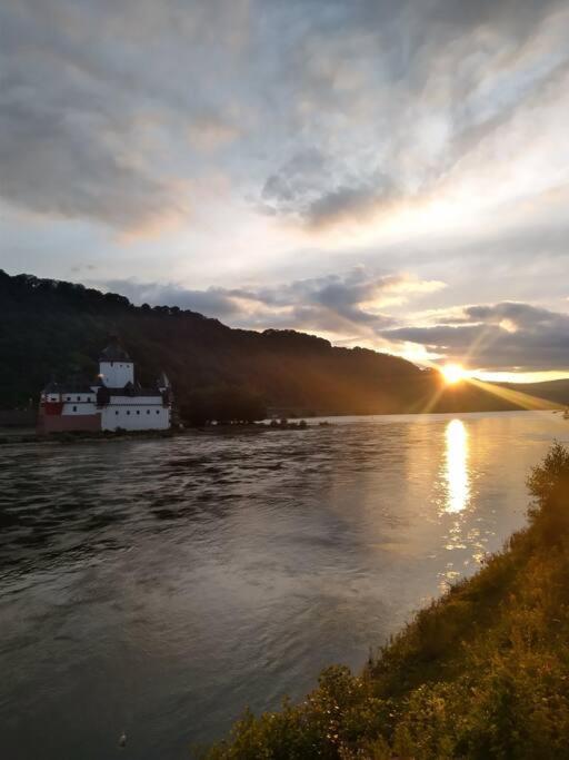 Appartamento Kleines Haeuschen Am Rheinsteig Kaub Esterno foto